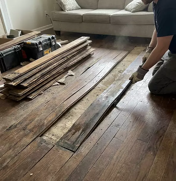 Why Sargent Homeowners Choose Sargent Restoration Pro for Water Damage Floor Repair?